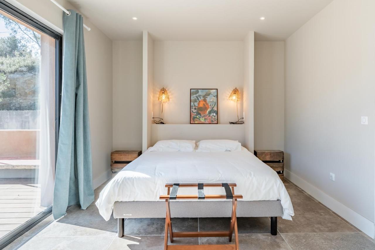Loft D'Architecte Au Coeur D'Un Domaine Viticole Apartment ลากาเดียร์-ดาซูร์ ภายนอก รูปภาพ